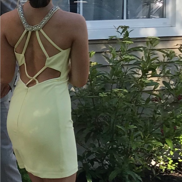 soft yellow semi formal dress - Picture 3 of 4